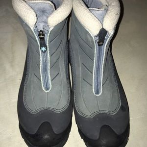 Women’s Columbia winter boots